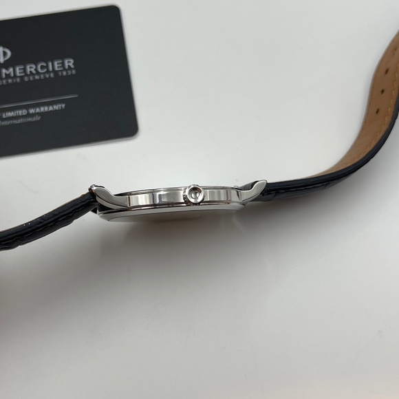 Baume & Mercier Classima Quartz White Dial Black Leather Men's Watch 10414 - Picture 13 of 16